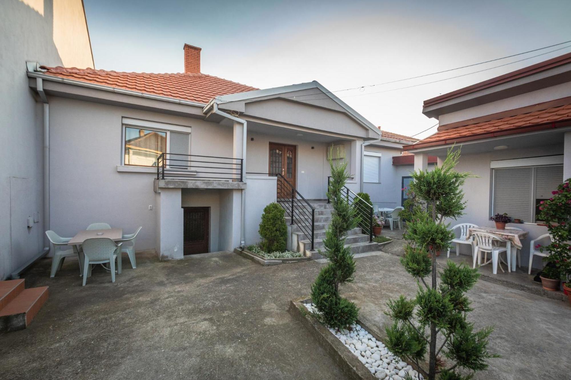 Guest House - Axios Gevgelija Ngoại thất bức ảnh