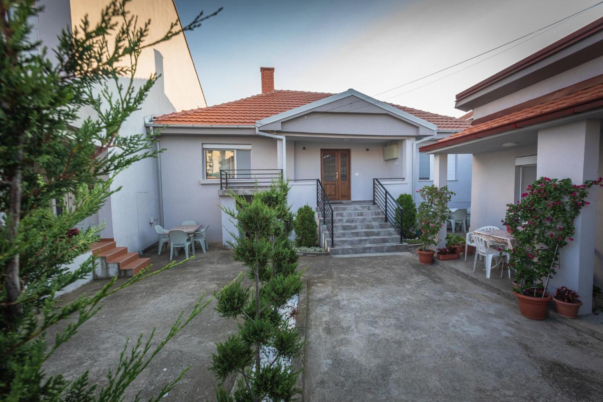 Guest House - Axios Gevgelija Ngoại thất bức ảnh